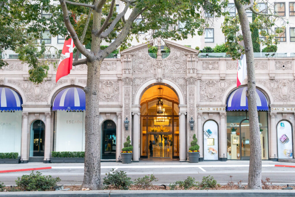 The Beverly Wilshire Hotel that Inspired Hollywood Land