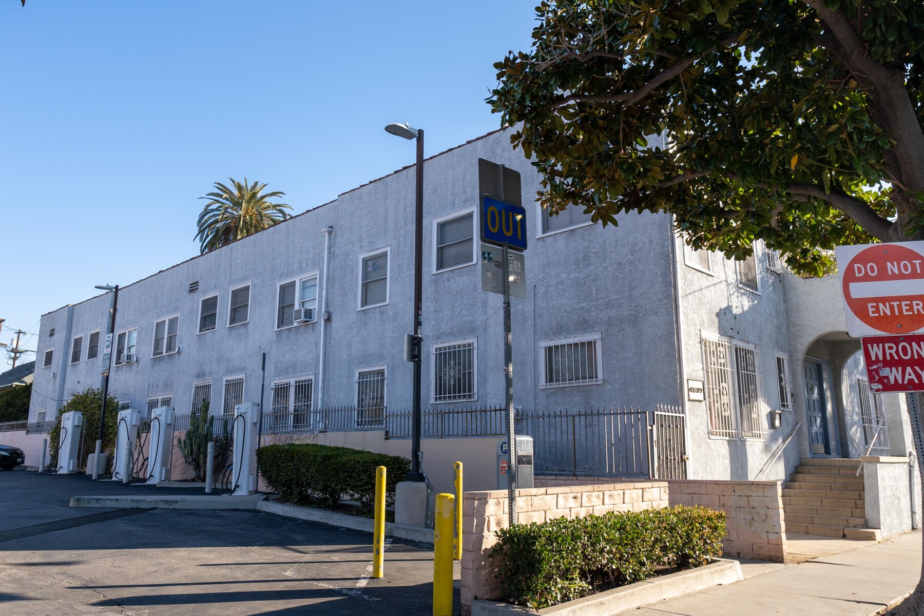Walt's First LA Apartment